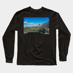 Dutch Clouds at Kinderdijk Nederlands (UNESCO Site) Long Sleeve T-Shirt